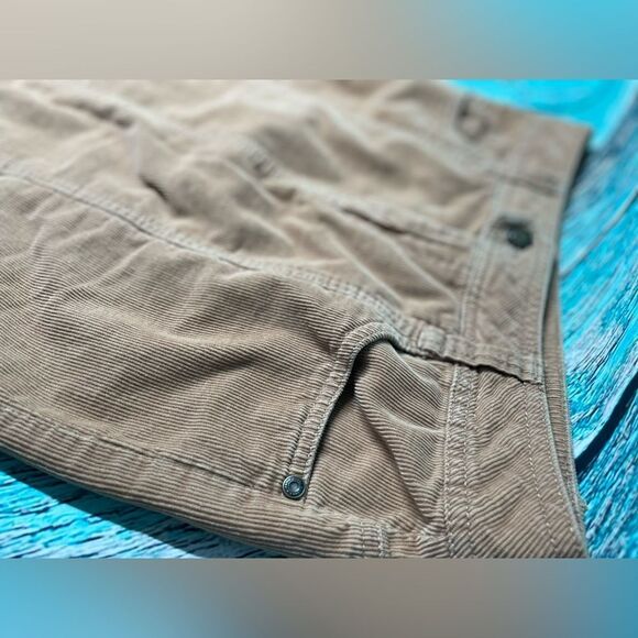🔥❤️🔥Faded Glory Tan Corduroy Skirt Above Knee 3 Pocket Belt Loops Size 4 EPC - Picture 1 of 4